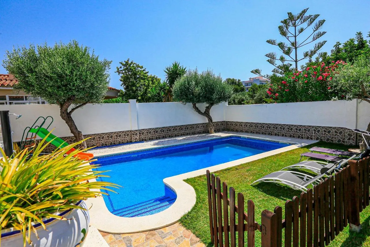Villa Albada - Only Families Miami Playa